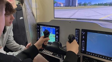 Trymestr 2025/2026: LotUZ dla uczniów