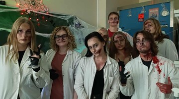 Halloween na UZ (mikrobiolodzy)