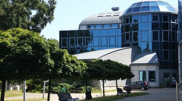 Budynki UZ