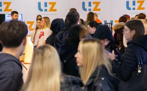 Tłumy na uczelnianych korytarzach pełnych nauki i pasji! Tak minął Dzień Otwarty UZ 2025